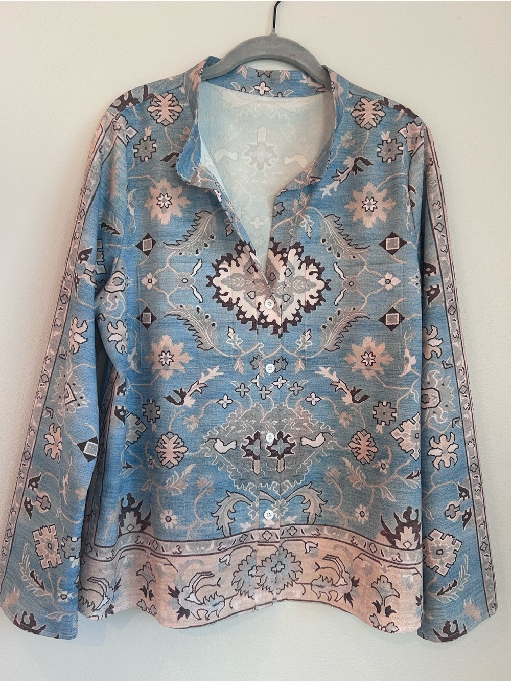 Women's Blue Floral-Pattern Button Front Shirt